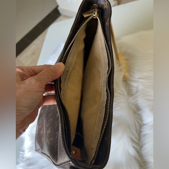 Authentic Louis Vuitton Shoulder bag - Picture 13 of 17